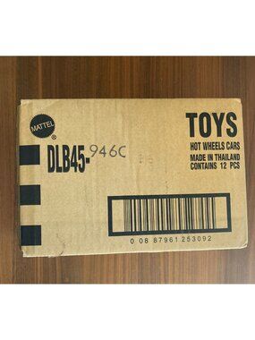 Hot Wheels 2019 Pop Culture The Beatles DLB45-946C Factory  Sealed Case Of 12